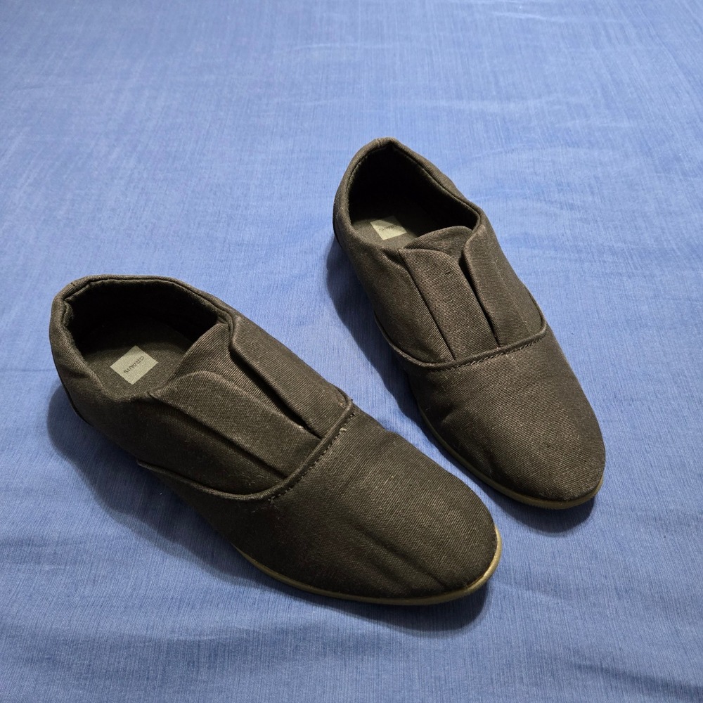 Gravis Nico Slip On Sneakers Womens 8.5 Black Excellent Canvas Low Top Shoes